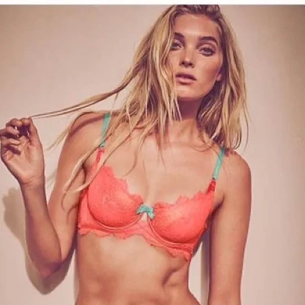 Victoria’s Secret bra
